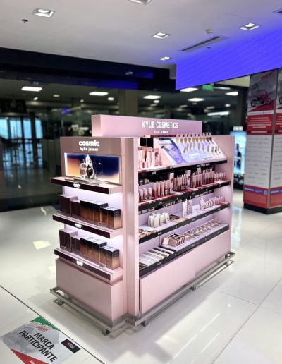 KILIE COSMETICS X BASICO